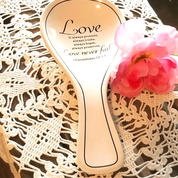 Home Essentials Other - HOME ESSENTIALS SPOON HOLDER WITH MESSAGE